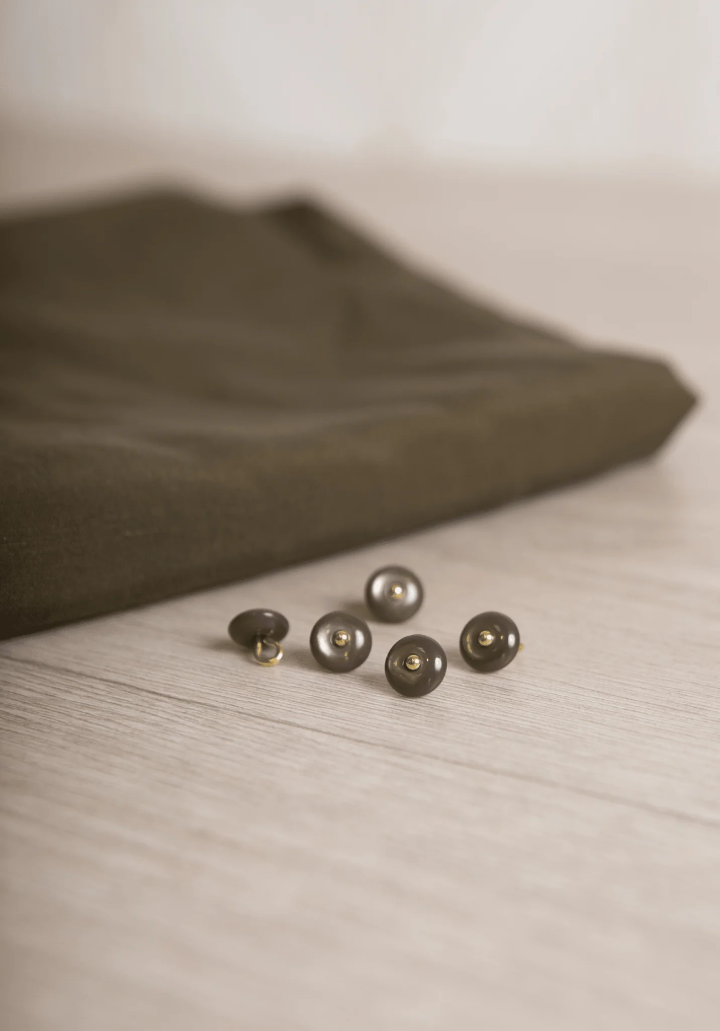 Bouton à coudre en nacre Wink Glossy 10 mm - Plusieurs couleurs - Image 12