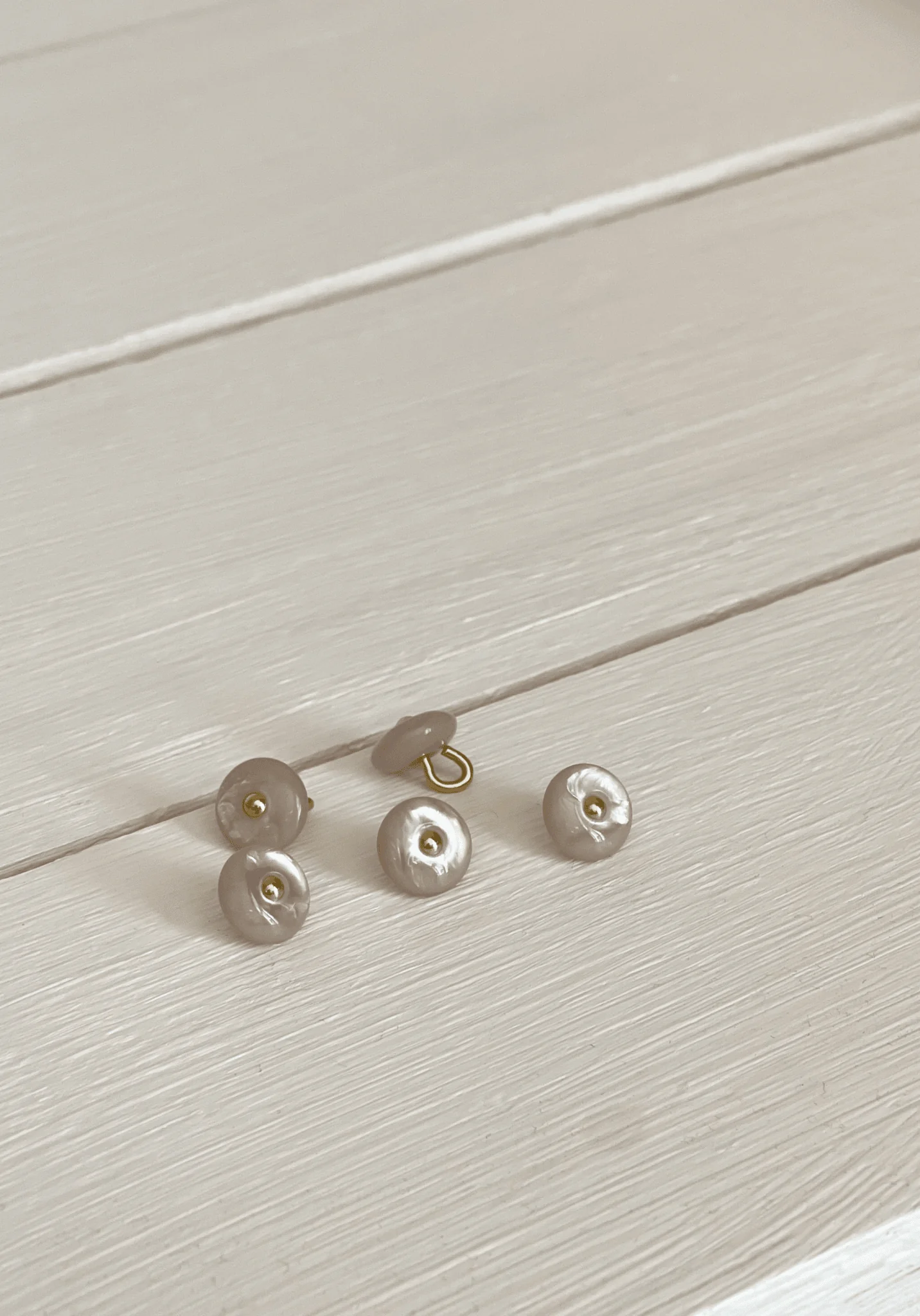 Bouton à coudre en nacre Wink Glossy 10 mm - Plusieurs couleurs - Image 18