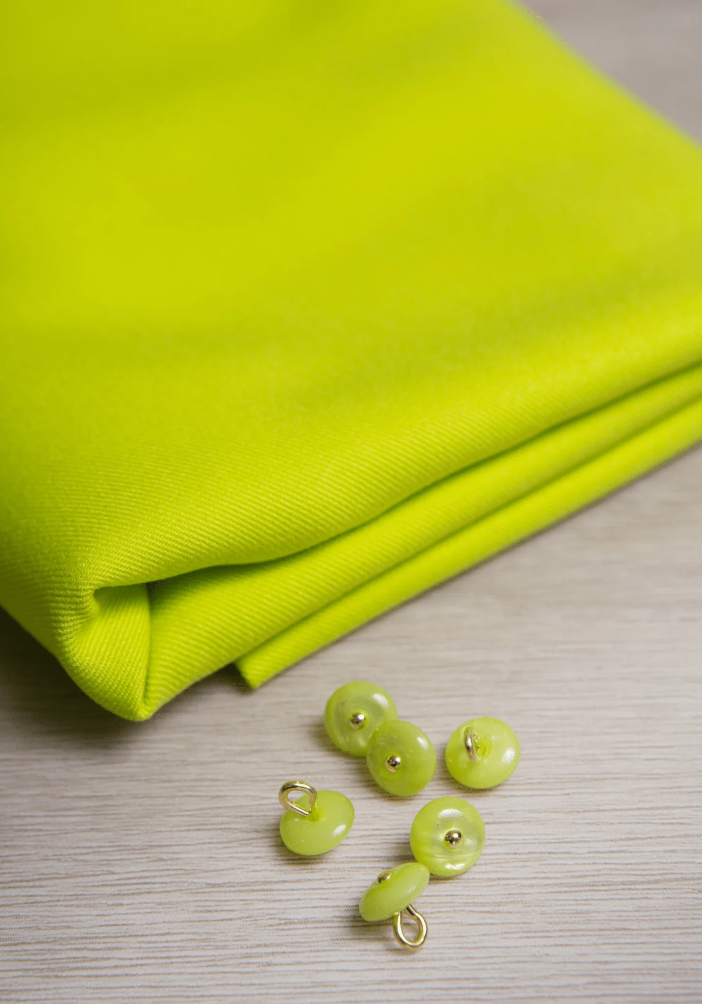 Bouton à coudre en nacre Wink Glossy 10 mm - Plusieurs couleurs - Image 19