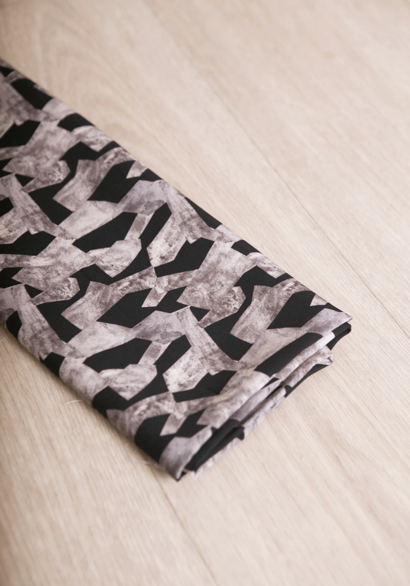 Tissu popeline de viscose imprimée Pietra - Plusieurs coloris - Image 15