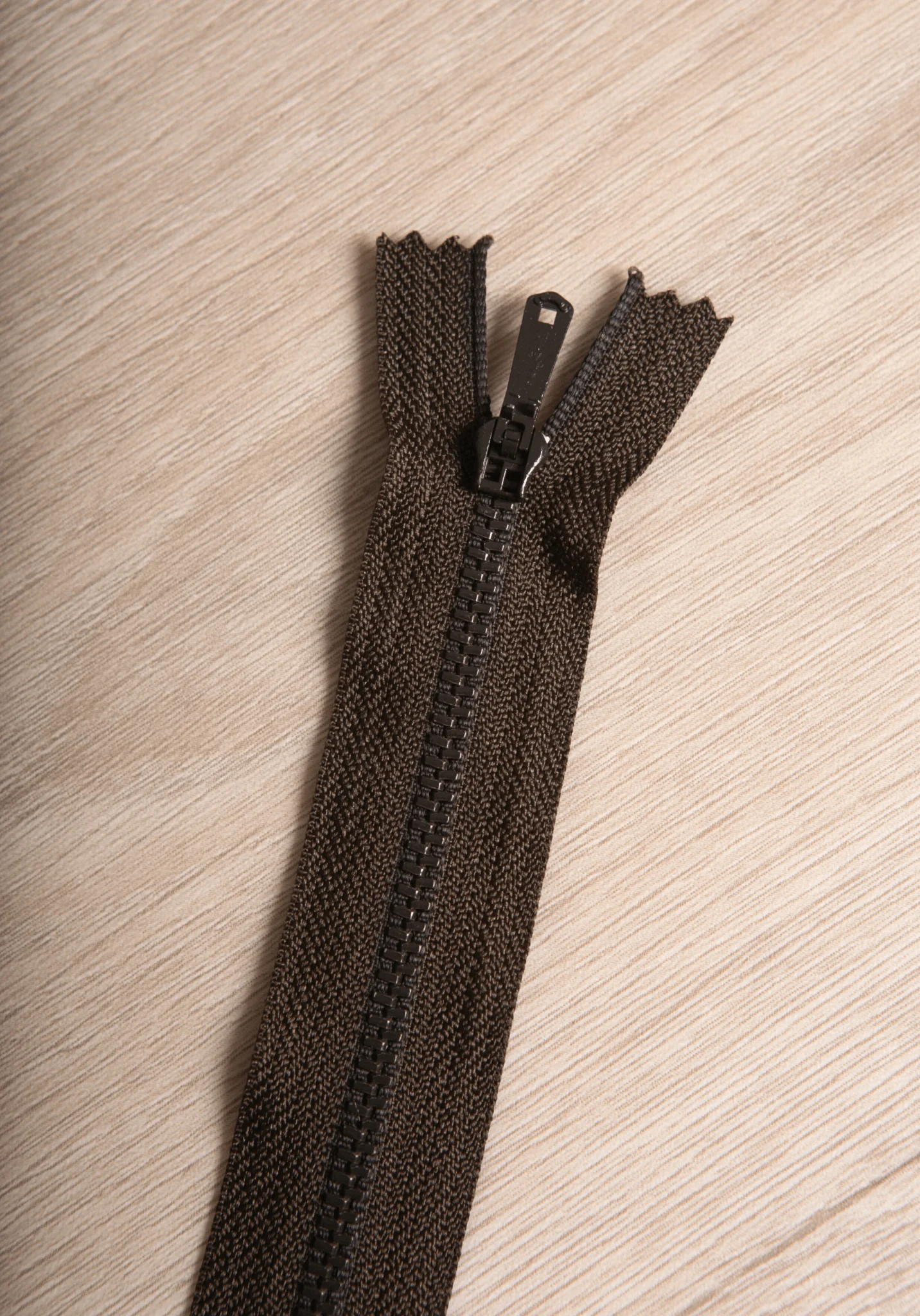Zip braguette 18 cm pour pantalon et jean femme - Image 11