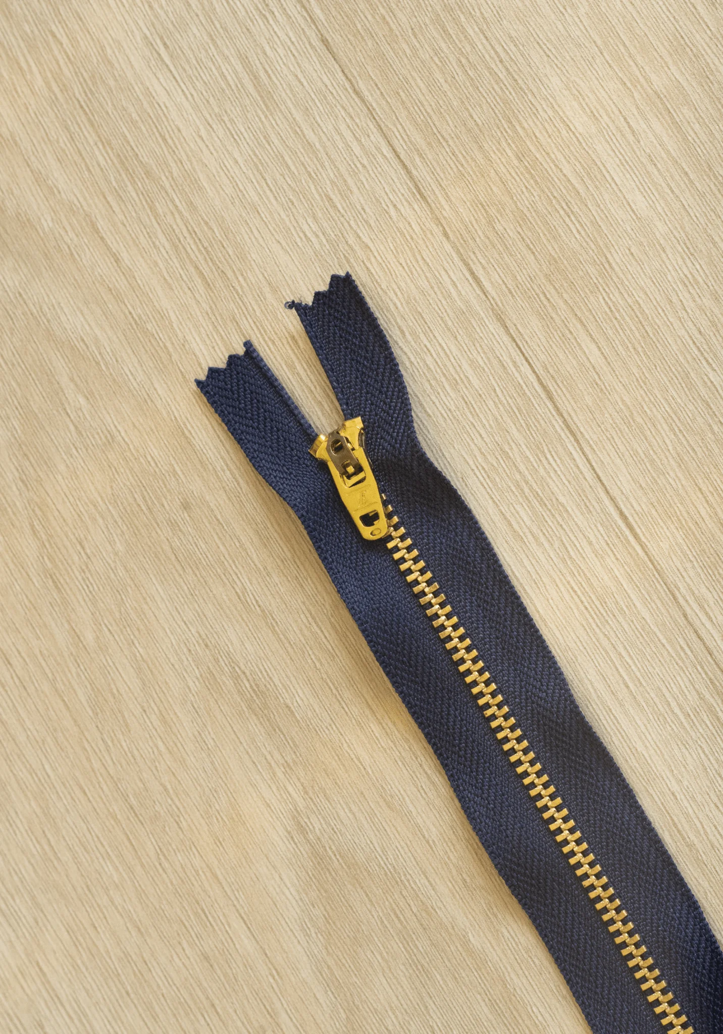 Zip braguette 18 cm pour pantalon et jean femme - Image 6